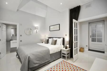 Queensgate Court - 136