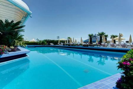 Cavalieri Palace - 16