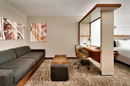 SpringHill Suites by Marriott Las Vegas Convention Center - 37