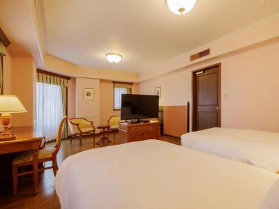 Monterey Sendai - 35