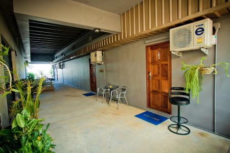 Chaphone Guesthouse - 11