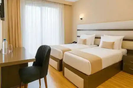 Residence Plaza - 52