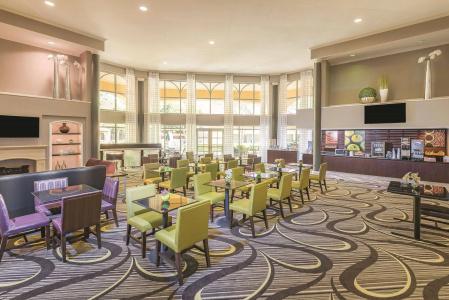 La Quinta by Wyndham University Area Chapel Hill - 19