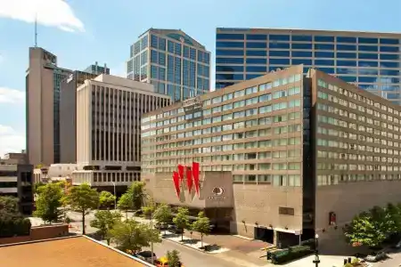 DoubleTree by Hilton Nashville Downtown - 31