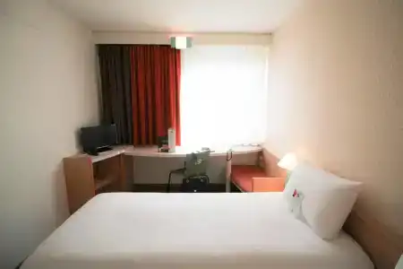 ibis Düsseldorf Hauptbahnhof - 14
