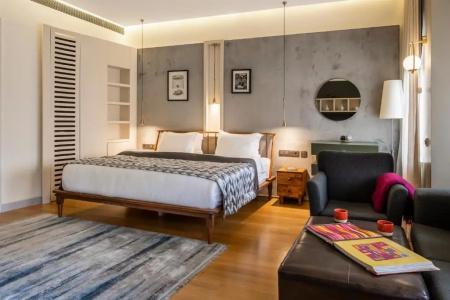 Ansen and Suites - 180