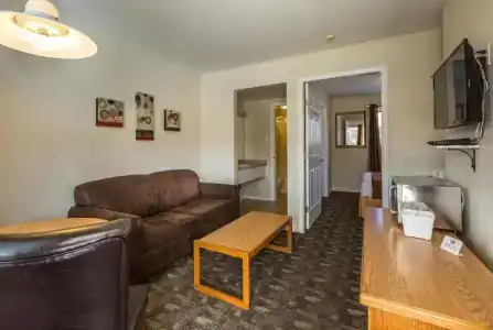 Oasis Inn - 59