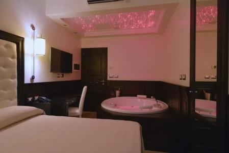 Vaticano Royal Suite Guest House - 32