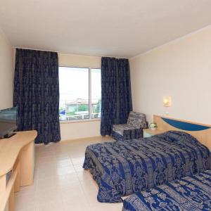 Blue Bay - 22