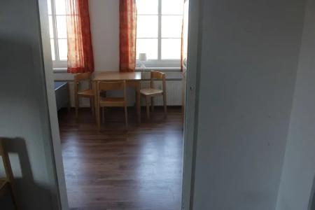 Blue Doors Hostel Ktv - 11