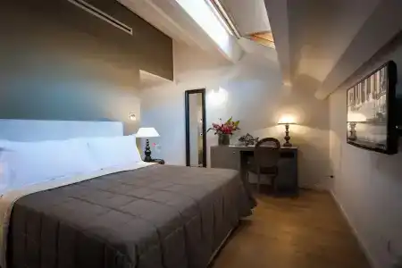 BB 22 Palace - 28