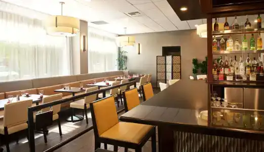 Embassy Suites by Hilton Seattle - 12