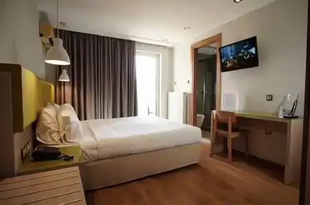 Elements Rooms & - 31