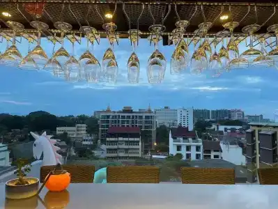 Ama's House Luxury Boutique - 17