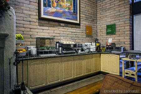 Comfort Suites At Sabino Canyon - 11