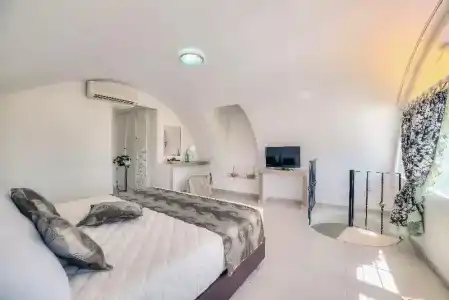 Villa Olympia - 60