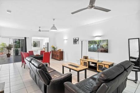 Cairns City - 109