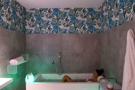 Seawaters & Medical Spa - 10