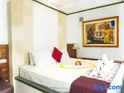 Alam Puri Art Museum Resort & Spa - 94