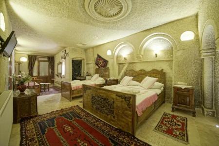 Safran Cave - 116