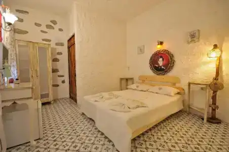 Afet Hanim Konagi - 34