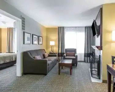 Comfort Inn & Suites Beach - 43