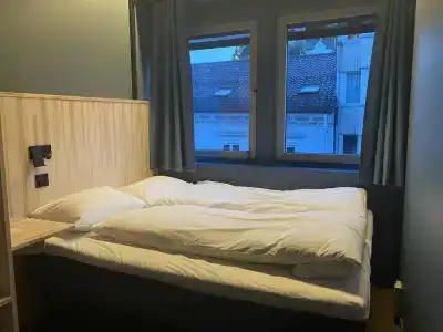 Hotell - 4