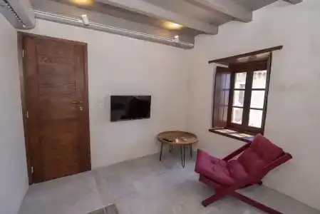 Goulas Traditional Guesthouse - 89