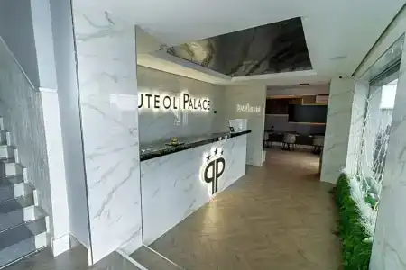 Puteoli Palace - 17