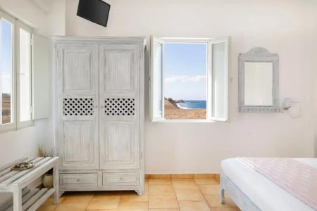 Vrachia Studios & - 34