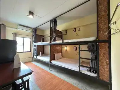 Hide Bangkok Hostel - 1