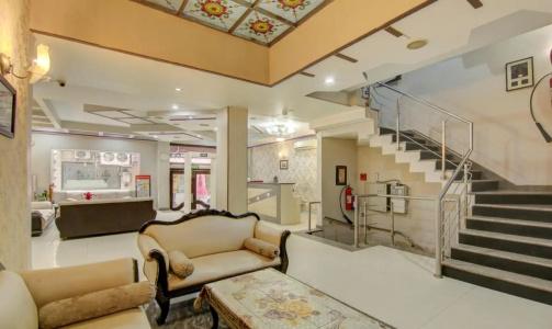 Treebo Trend Rockwell Plaza Karol Bagh - 12