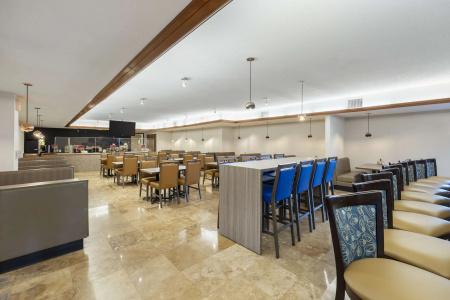 Best Western Plus Henderson - 28