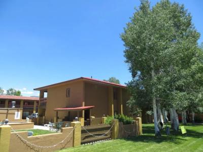 Adobe Inn - 15