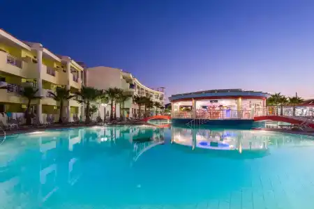Caretta Beach & Waterpark - 19