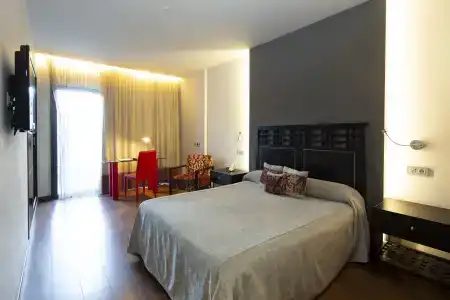 Silken Axis Vigo - 5