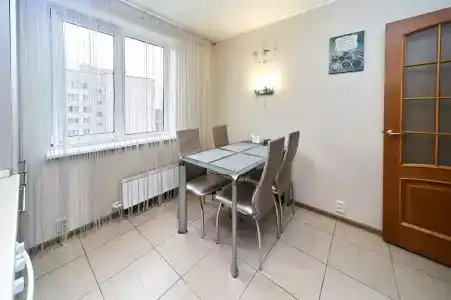Двухкомнатная кв. на Ул. Нахимова - 35