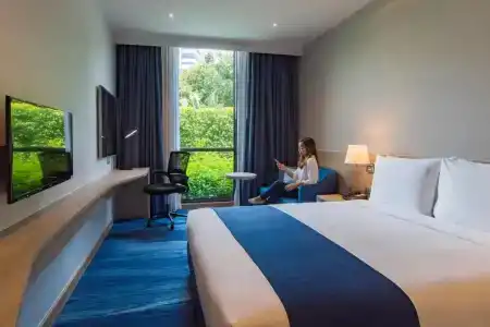 Holiday Inn Express Bangkok Soi Soonvijai, An Ihg - 43