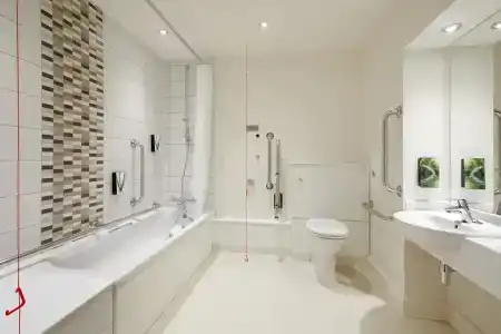Premier Inn Newcastle - Holystone - 8