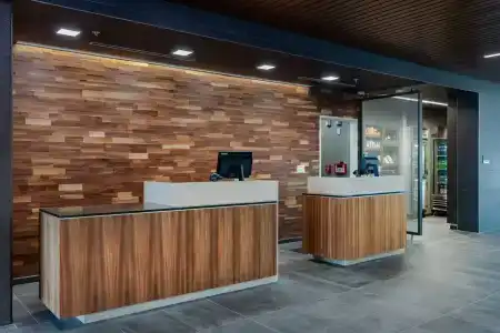 Courtyard by Marriott Savannah Airport - 1
