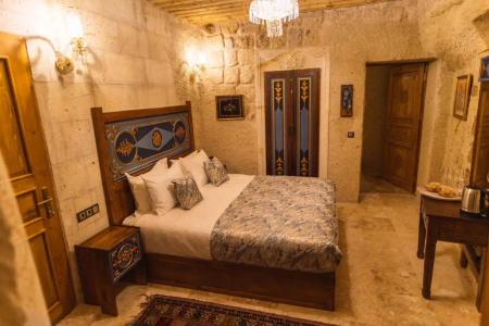 Solo Cave Suites - 194