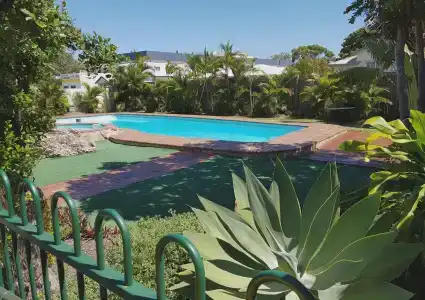 Urangan Motor Inn - 12