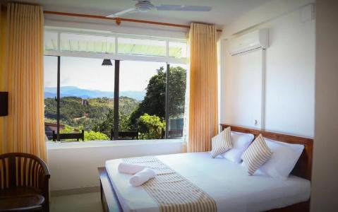 Romance Hills - 129