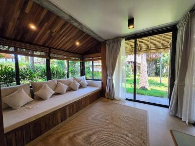 La a Natu Bed & Bakery - 201