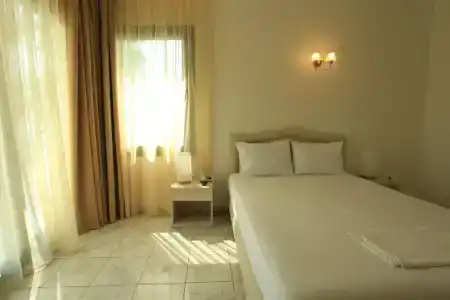 Tosca Beach - 4