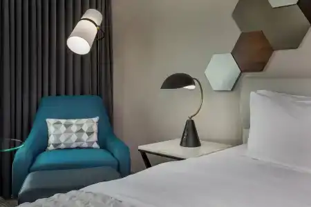 Le Meridien Boston Cambridge - 4