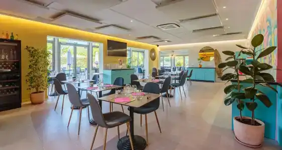 Sure by Best Western Biarritz Aeroport - 20