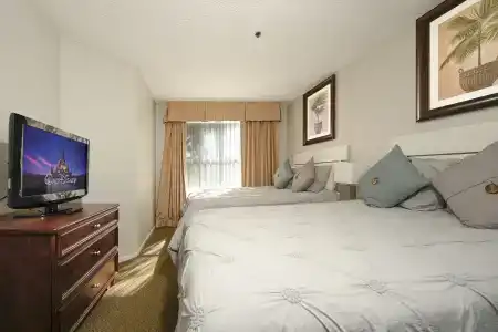 Parc Corniche Condominium Suites - 1