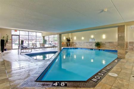 Best Western Plus North York & Suites - 13