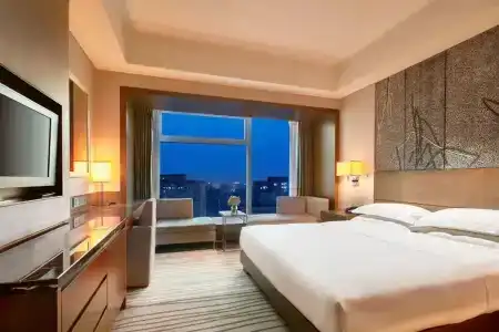 DoubleTree by Hilton Beijing - 36